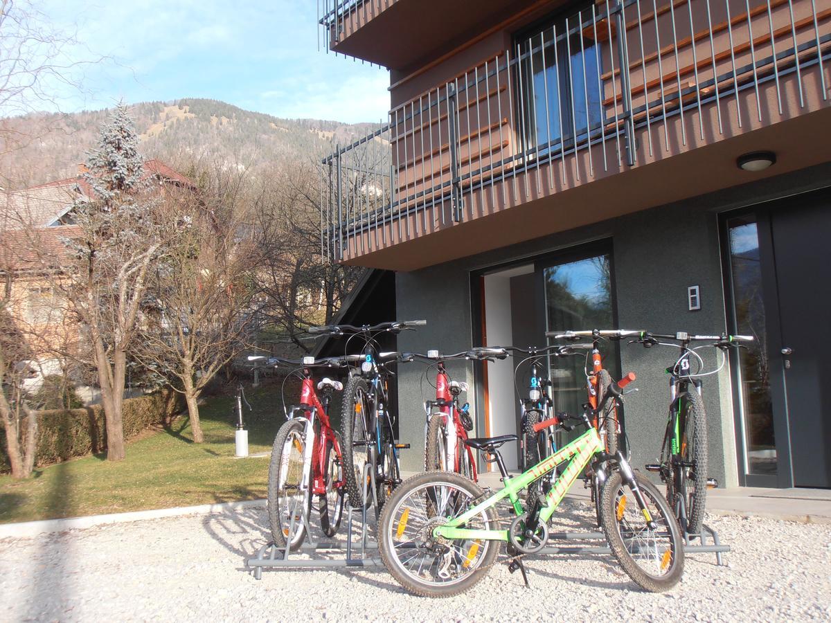 Bed & Breakfast Base Camp Križe Exteriér fotografie